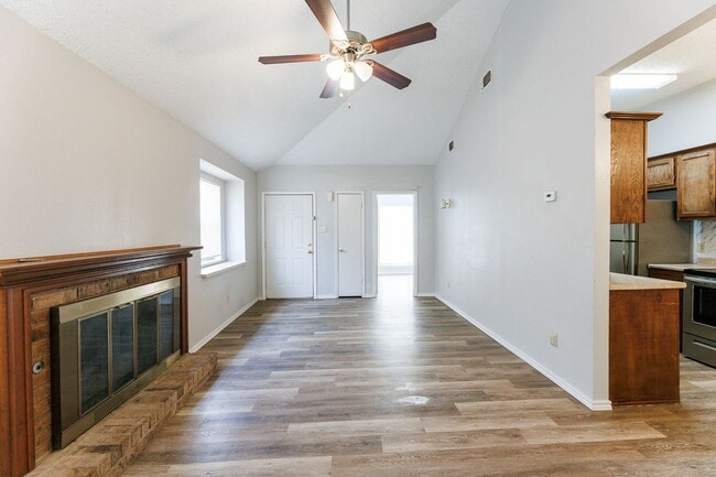 Photo - 2 bedroom 2 bathroom Duplex