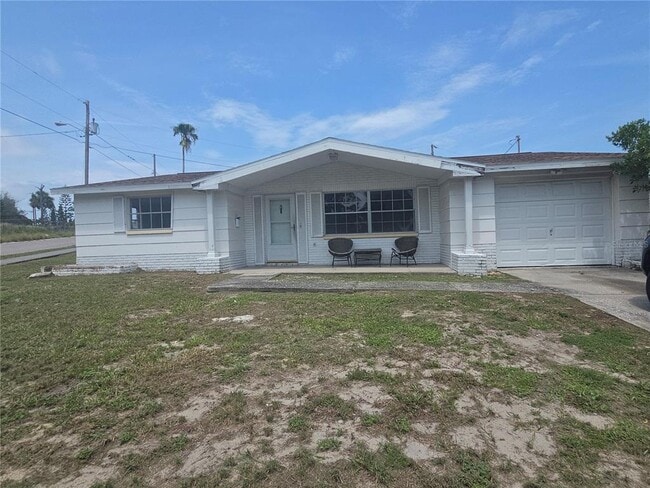Building Photo - 1505 Roundtree Rd