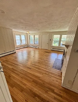 Photo - 1057 N Pleasant St