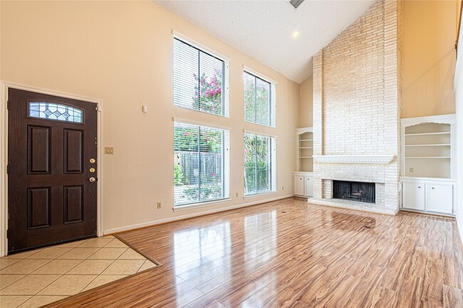 Photo - 2306 Potomac Dr