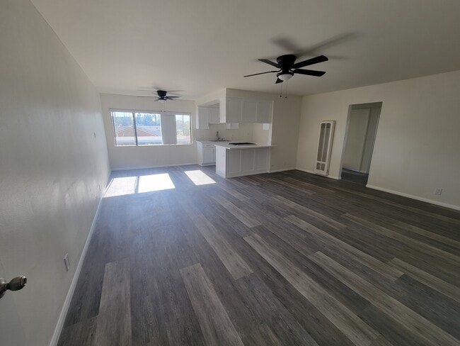 Photo - The Exotic Isle