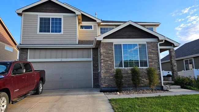 Building Photo - 208 Castle Dr