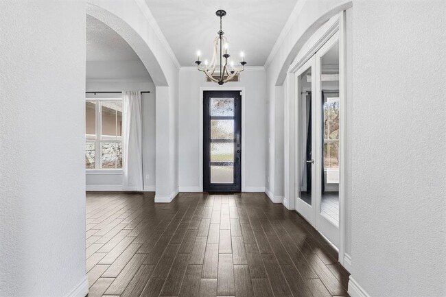 Photo - 468 Lloyd Ln