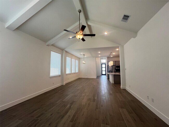 Photo - 1411 Crst Dl Ln