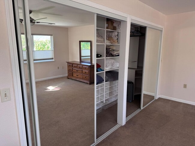 Photo - 1580 Whitman Rd Unit Room 2-S