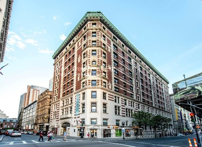 62 Boylston St Unit M18