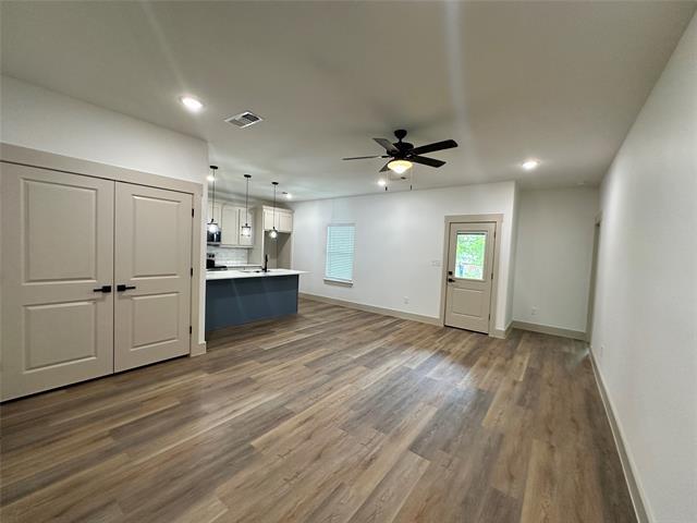 Photo - 425 Munson St