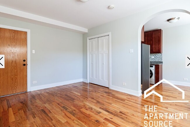 Photo - 550 W Arlington Pl Unit 8