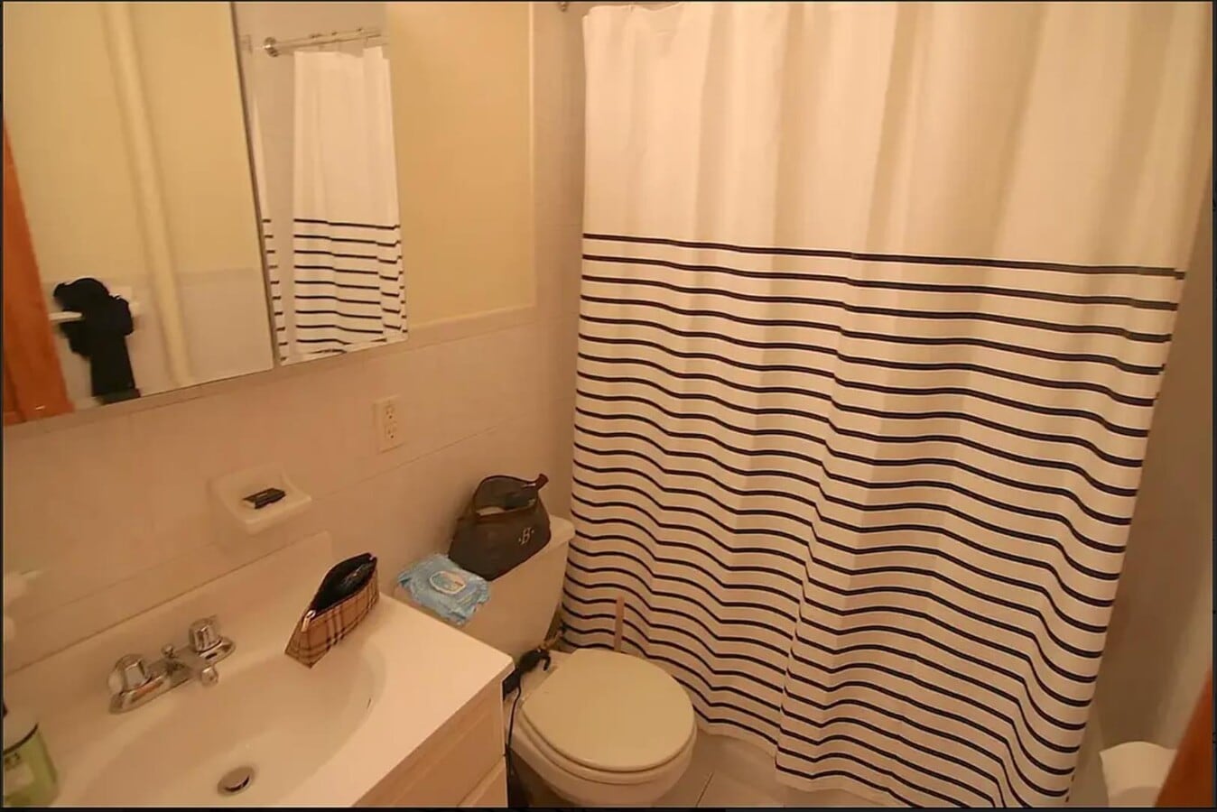 Photo - 255 W 75th St