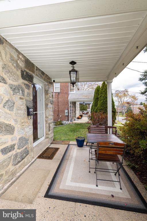 Photo - 52 Woodbine Rd