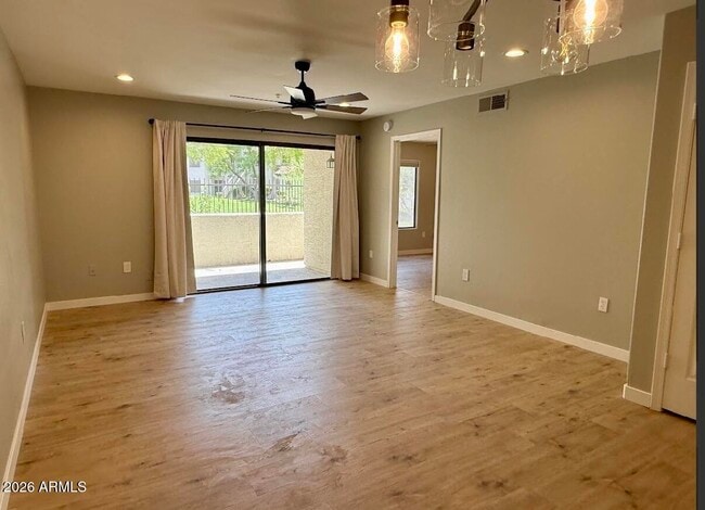 Photo - 9990 N Scottsdale Rd Unidad Apt 1003