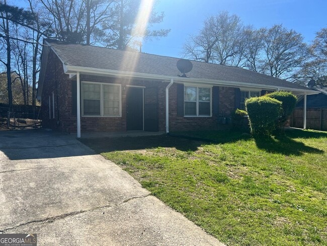 Photo - 1152 Pinedale Cir NW