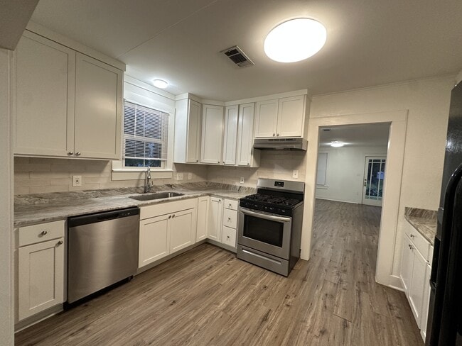 Photo - 151 Louisa Blvd