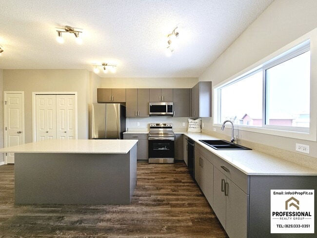 Photo - 2273 Alces Dr SW