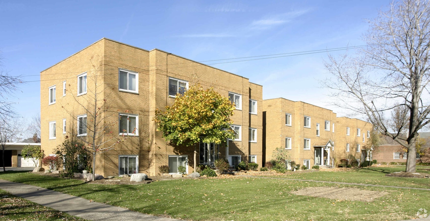 Photo - 6384-6402 Ridge Rd Apartments