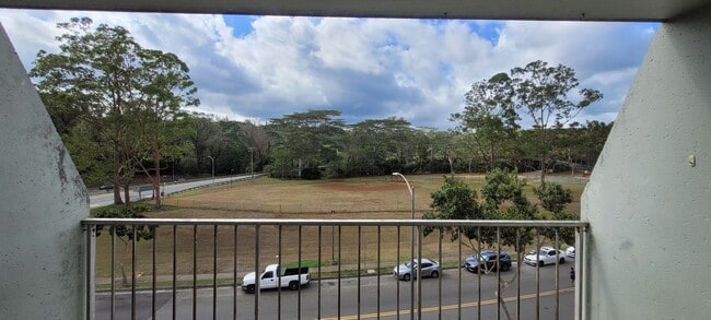Photo - "Woodlawn Terrace" Melemanu 2 Bedroom, 1 Bath and 1 Reserved Parking