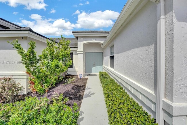 Photo - 3833 Cypress Lake Dr