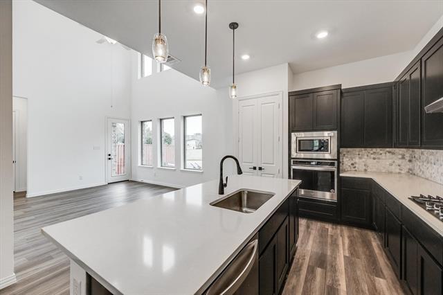 Photo - 218 Woodson St