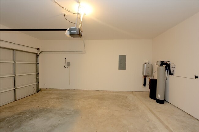 Photo - 1606 Cedar Pointe Ct