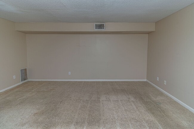 Photo - 2 BR, 2.5 BA Townhouse close to SJAFB! Newly renovated!