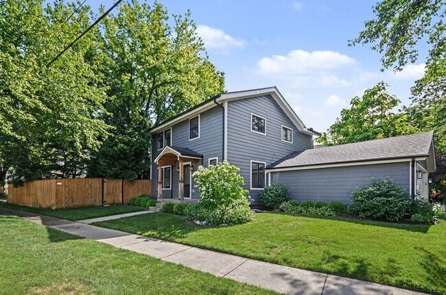 Photo - 615 Davis Ave