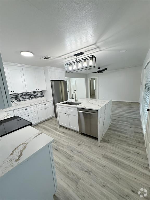 Building Photo - 5027 Darnell St Rental