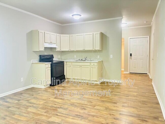 Photo - 418 Orange St