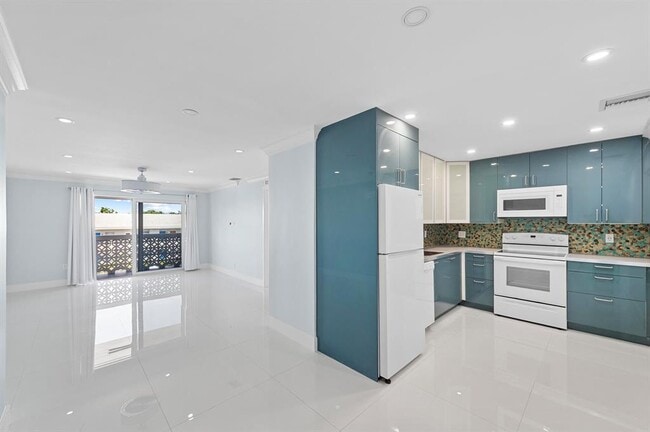 Photo - 3220 Bayview Dr Unidad 302