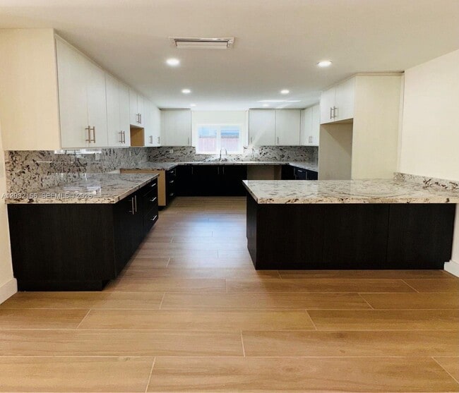 Photo - 4120 SW 69th Ave