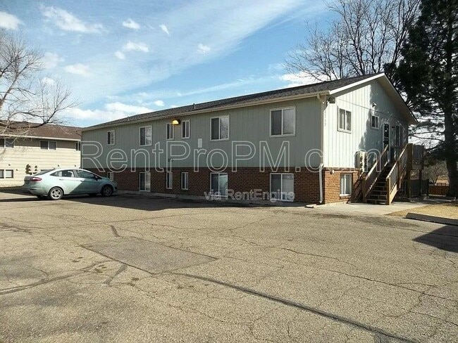 Building Photo - 1713 Erin Ct Unit 3