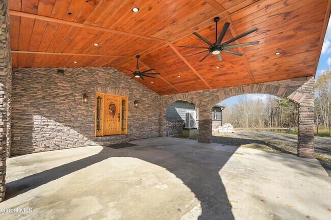 Photo - 217 Meade Rd