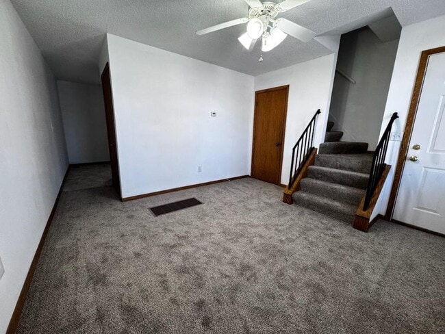 Photo - 418 N Walnut St