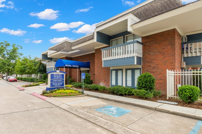 Building Photo - Mark Twain I Rental