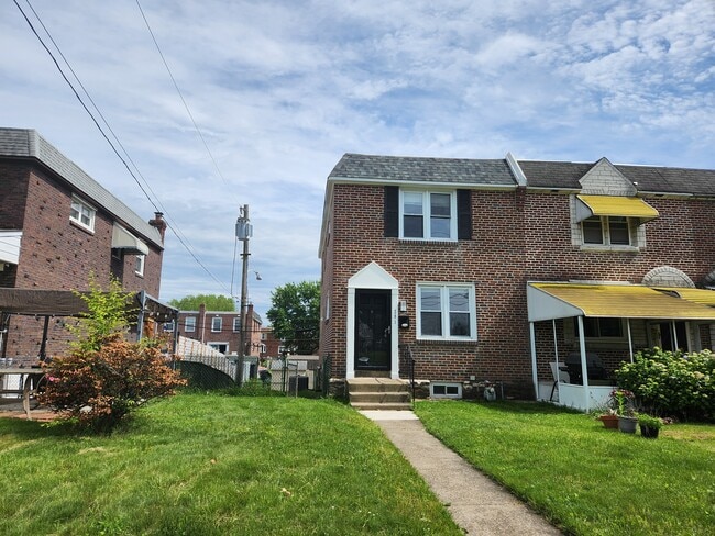 Photo - 201 Westbridge Rd