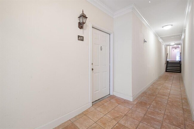 7701 Rialto Blvd Unit 637