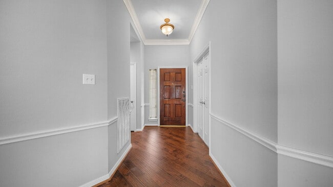 Welcome home to Alden Bridge, where comfort meets The Woodlands lifestyle!