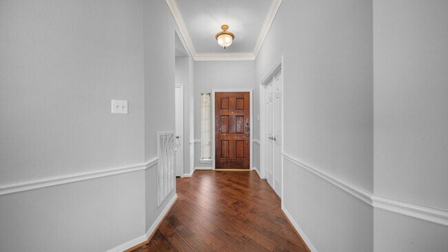 Photo - Welcome home to Alden Bridge, where comfort meets The Woodlands lifestyle!