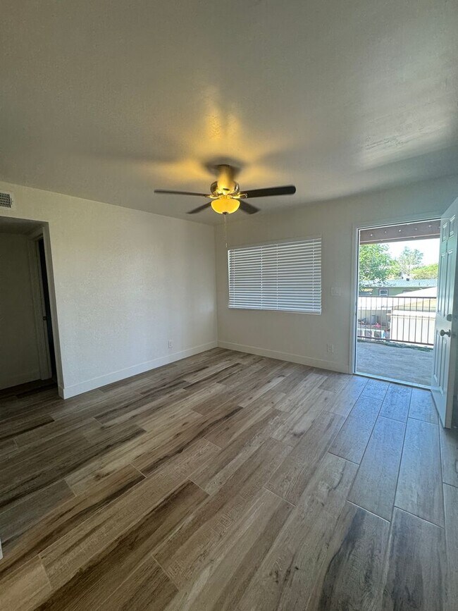 Photo - 738 W Pepper Pl Unit 738 W Pepper Pl #4