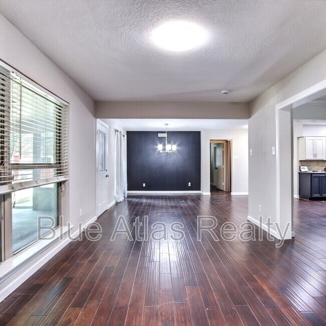 Photo - 1520 Sunnybrook Dr