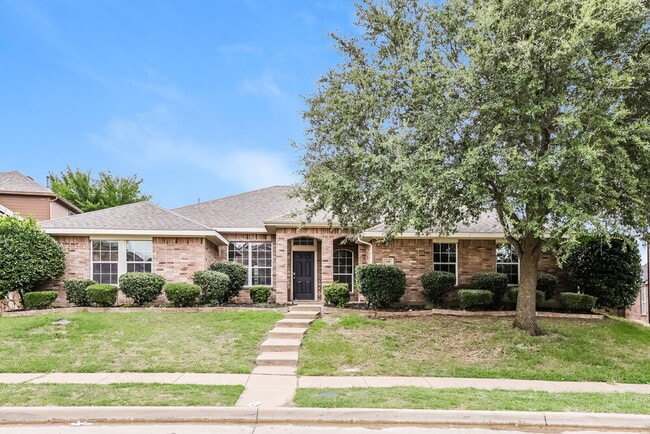Building Photo - 608 Azalea Dr