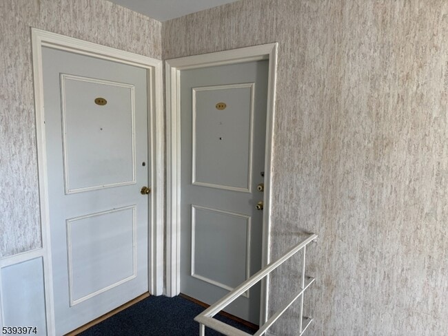 Photo - 245 Passaic Ave Unidad B4