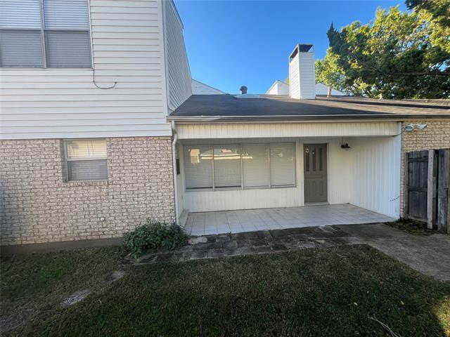 Photo - 415 Towne House Ln