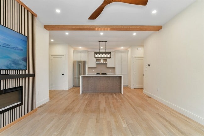 Building Photo - 36 McKone St Unit 1