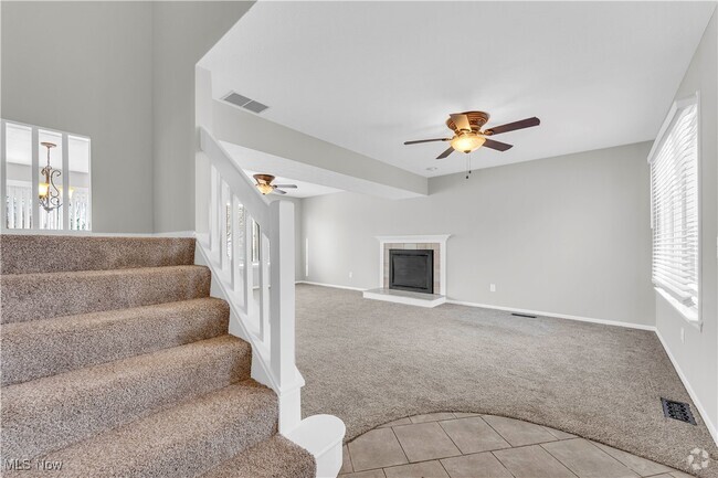 Building Photo - 3678 Lake Ave Rental