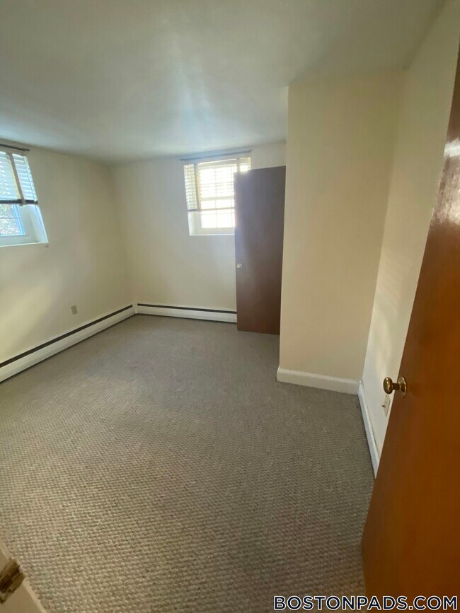 Photo - 12 Brattle Dr Unidad 3