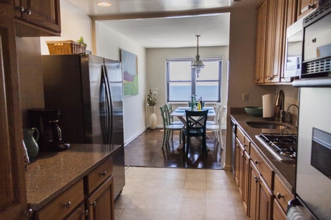 Photo - Executive Towers At Lido