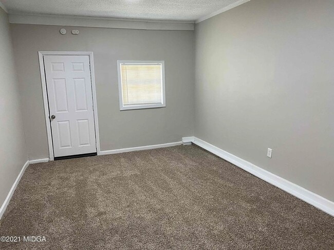 103 Dogwood Cir