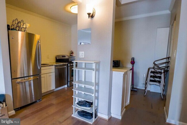 Photo - 4242 East-West Hwy Unit 417