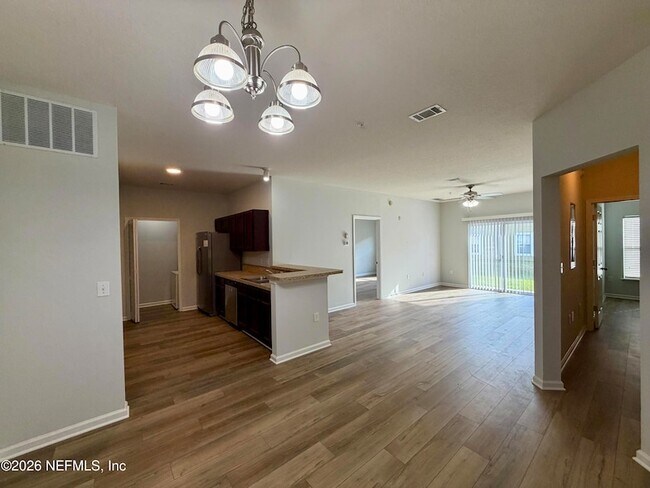 Photo - 6916 Ortega Woods Dr Unidad 96