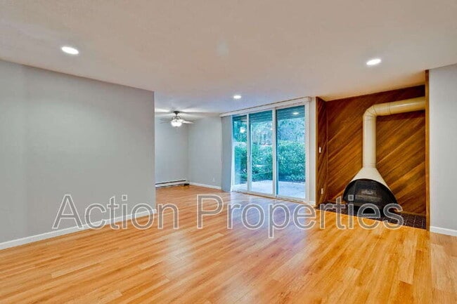 Photo - 505 Cypress Point Dr Unit #238